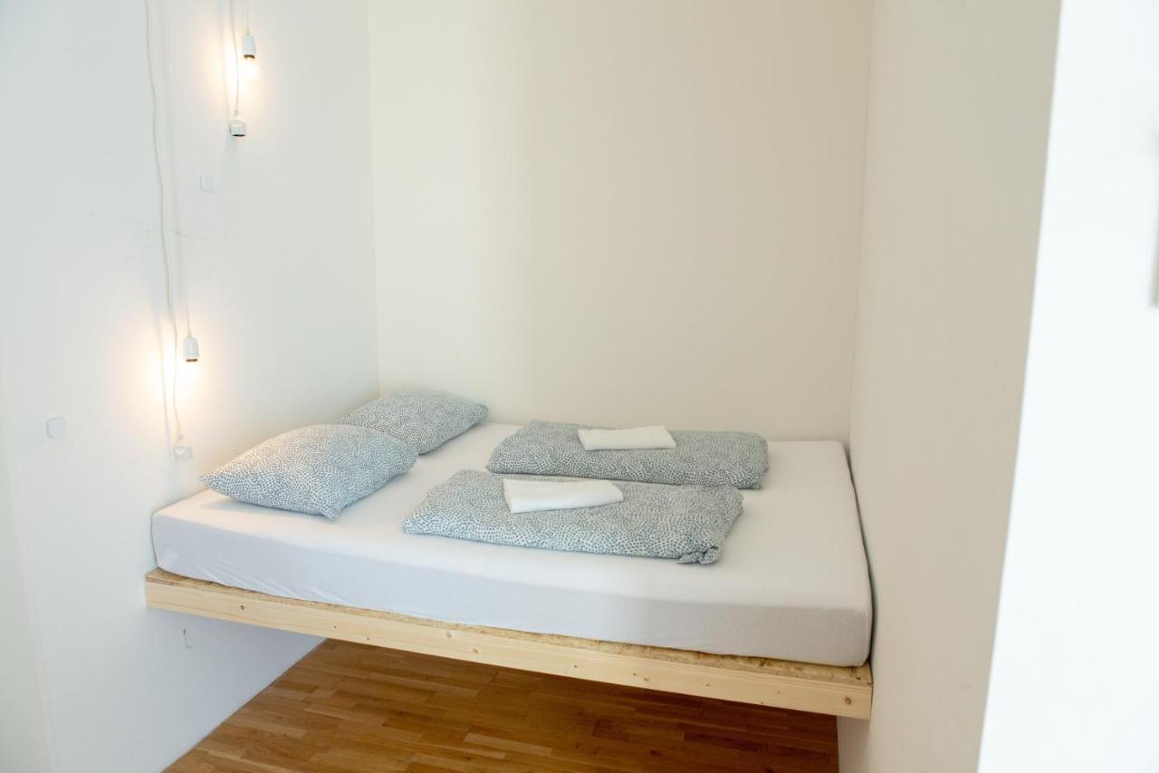 Sishaus Hostel *